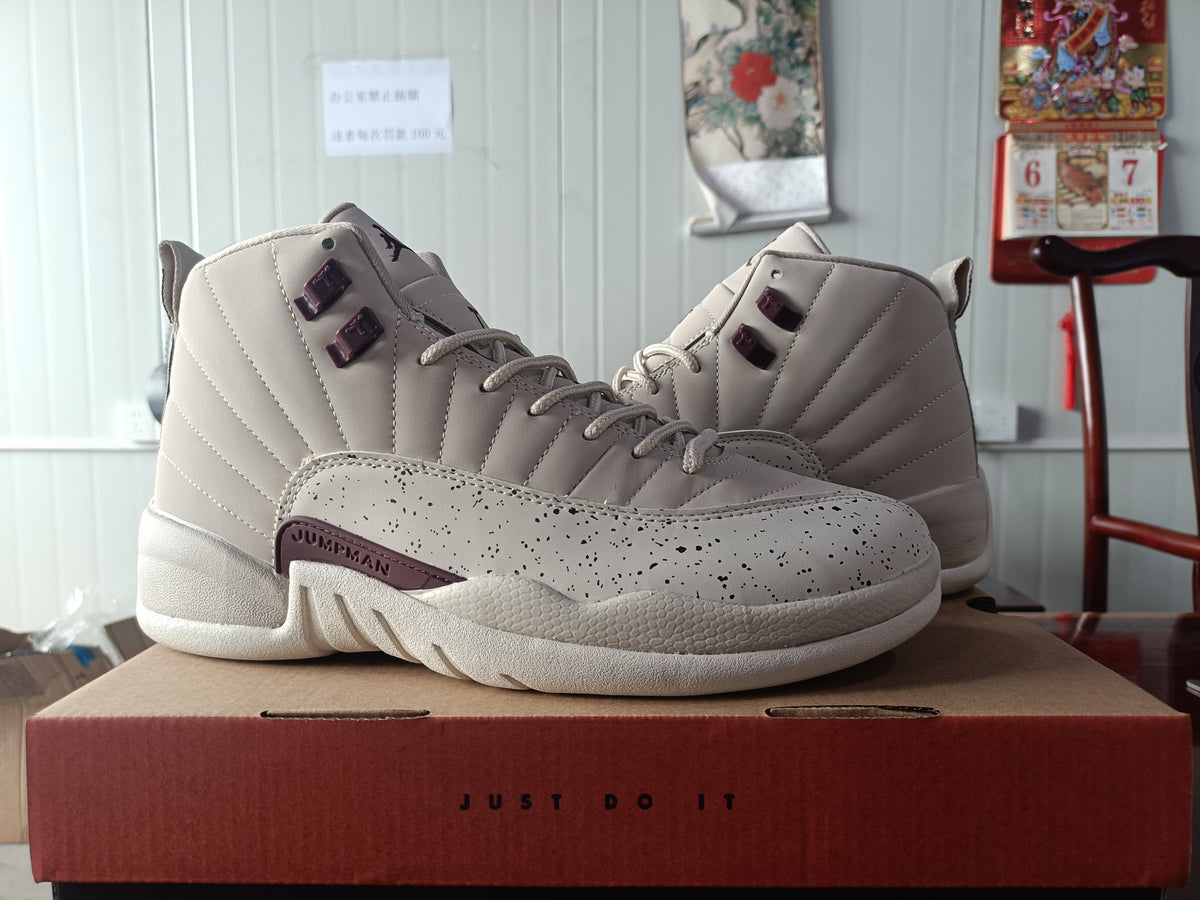 (WMNS) Air Jordan 12 Retro 'Egg Nog / Light Orewood Brown'