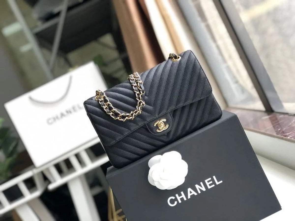 Black Chevron Shoulder and Crossbody Handbag F53779