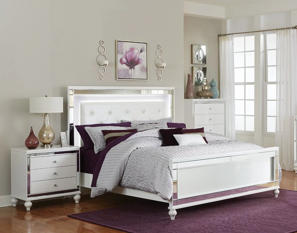 White 3pc Bedroom Set California King Bed LED Headboard 2 Nightstands G644
